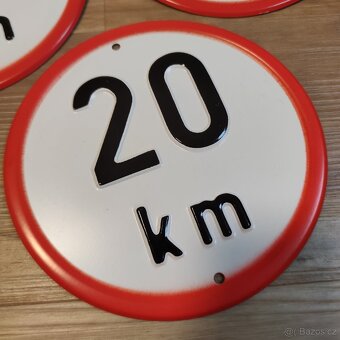 Traktor 1x Nová plechová cedule 20 km - 2
