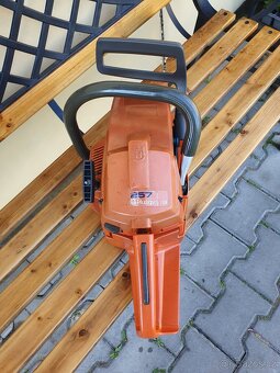 Husqvarna 257 - 2