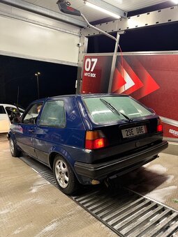Volkswagen Golf 2 1.6 - 2