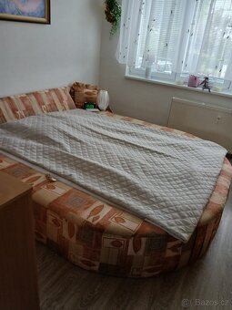 Čalouněná postel ‘’letiště’’ - 2