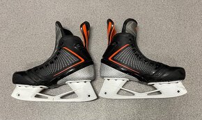 Prodám hokejové brusle top řady Easton Mako - 2