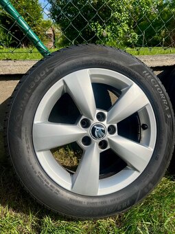 Sada ALU kol ŠKODA + zánovní letní pneu (Fabia, Rapid..) - 2