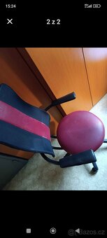Zdravotní židle Spinalis Praha. - 2