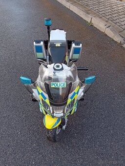 Policejní motorka BMW - 2
