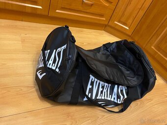 Sportovní taška Everlast. - 2