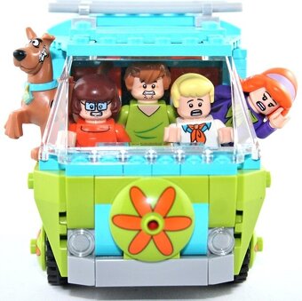 LEGO® Scooby Doo 75902 The Mystery Machine - 2