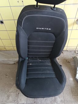Dacia duster sedacky predni - 2