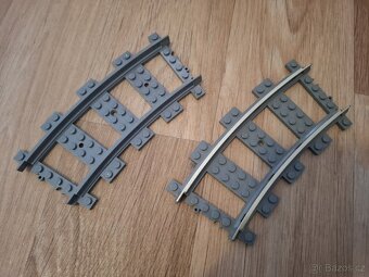 Lego vlakové příslušenství a koleje - 2
