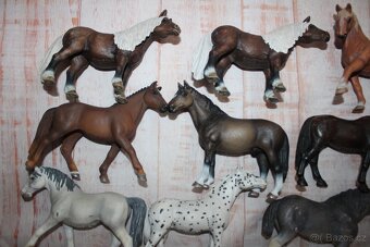 Figurky koní Schleich 1 - 2