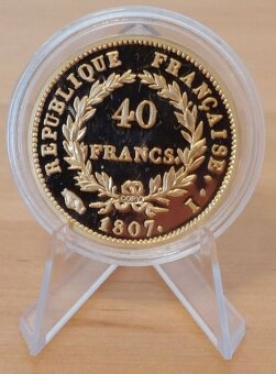 ZLACENÁ MĚDĚNÁ MEDAILE NAPOLEON RÉPLIQUE DE LA 40 FRANCS - 2