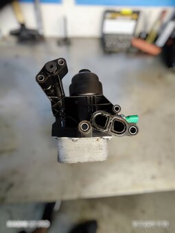 Domeček olejového filtru motory 1.6TDI a 2.0TDI. - 2