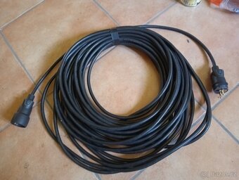 prodlužovací gumové kabely 220-230V - 380-400V - 2