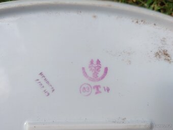 Porcelánová jídelní sestava - 2