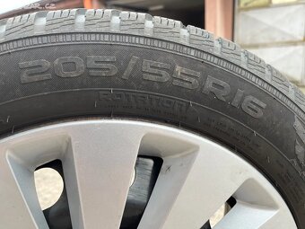 Nokian Snowprrof 205/55/R16 - 2