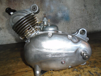 Prodám motor na Stadiona S11 po GO - 2