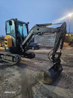 Minibagr bagr Volvo ecr25 - 2