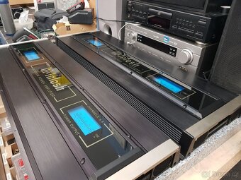 McIntosh MC4000 M Největší 6kanálový zesilovač na světě - 2