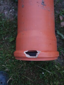 KG 150 5m - díra v hrdle - 2
