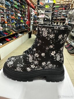 Damske zimni kotníčkové boty - 2