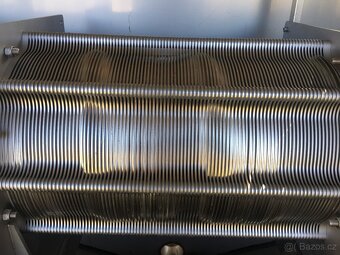 ODKALOVACÍ LIS VČETNĚ POLYMERAČNÍ JEDNOTKY - 2