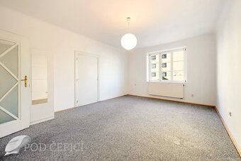 Prodej bytu 3+kk se sklepem, 95,5 m2, ul. Merhautova, Brno - 2