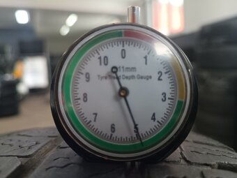 215/65 R16C KLEBER (3715) - 2