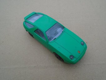 Hračka Porsche 928 Burago - 2