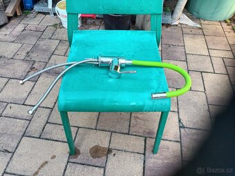 kuchyňský dřez rohový + baterie - 2