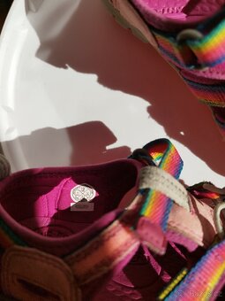 Keen sandály velikost 31, duhové - 2