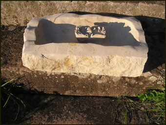 KORÝTKO, PÍTKO s růží - 2