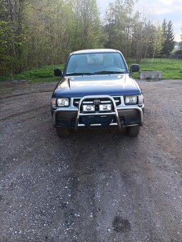 Toyota hilux 2,4td - 2