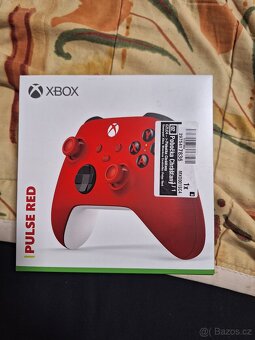 Herni ovladač xbox - 2