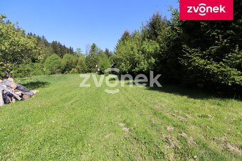 Prodej pozemku se zahradní dřevěnou chatou v Brumově - 2
