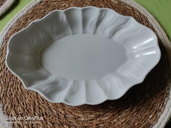 Krásná vlnitá porcelánová mísa/tác značky Míšeň/mečíky - 2