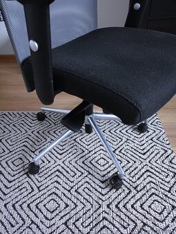 Značková kancelářská židle Techo - 2