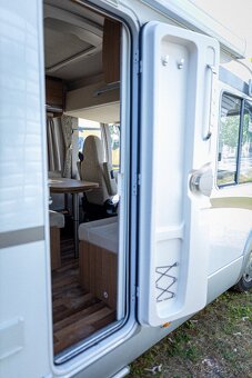 Obytný automobil Hymer - 2