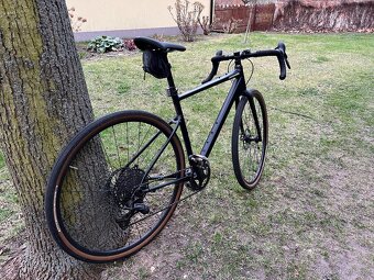Gravel kolo Cannondale Topstone 4 + extra díly - 2