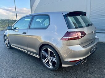 VW Golf VII R 2.0TSI 221kW DSG 4M VÝHŘEV Senzory 1. majitel - 2