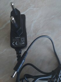 Logitech nabíječka - 2