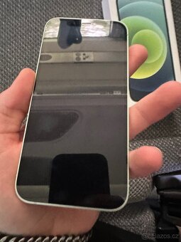 iPhone 12 Jako nové - 2