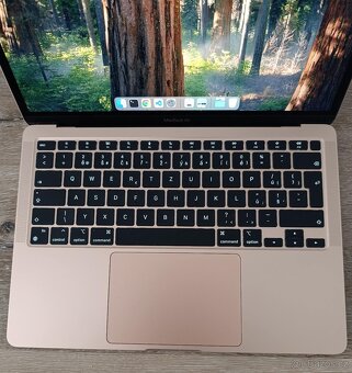 Apple MacBook Air 13,3" Gold, M1, TOP stav, záruka - 2
