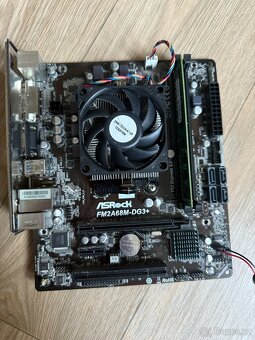 Set základní deska ASRock + A8-6500 + 8gb RAM - 2