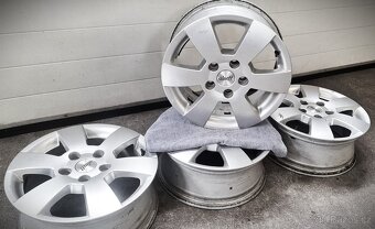 Alu disky Škoda 15" – 5x112 – velmi dobrý stav + ventily - 2