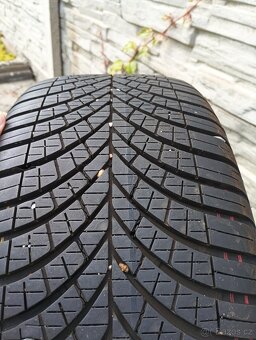 ALU kola ,,18" s celoročními pneu 225/40 R18 Goodyear - 2