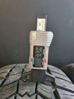 Zimní pneumatiky 215/65r16 - 2