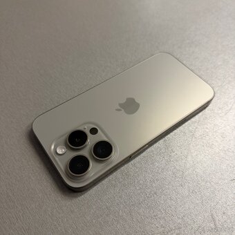 iPhone 15 Pro 256GB, 100% baterie, jako nový, rok záruka - 2