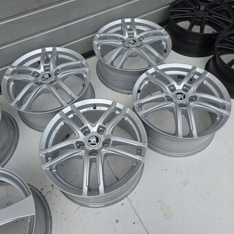 ALU SKODA SUPERB OCTAVIA YETI KAROQ 5x112 17" ET49 - 2
