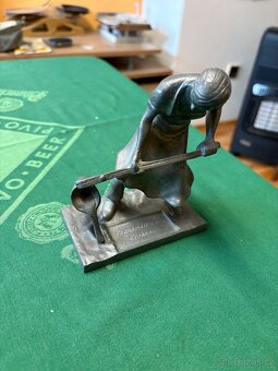 Soška keramická a odlitá - 2