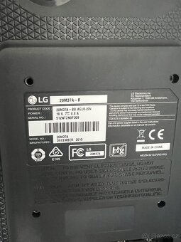 Monitor 20” LG - kancelářsky - 2