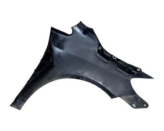 Levý blatník černá barva L041 VW Golf plus 2011 - 2